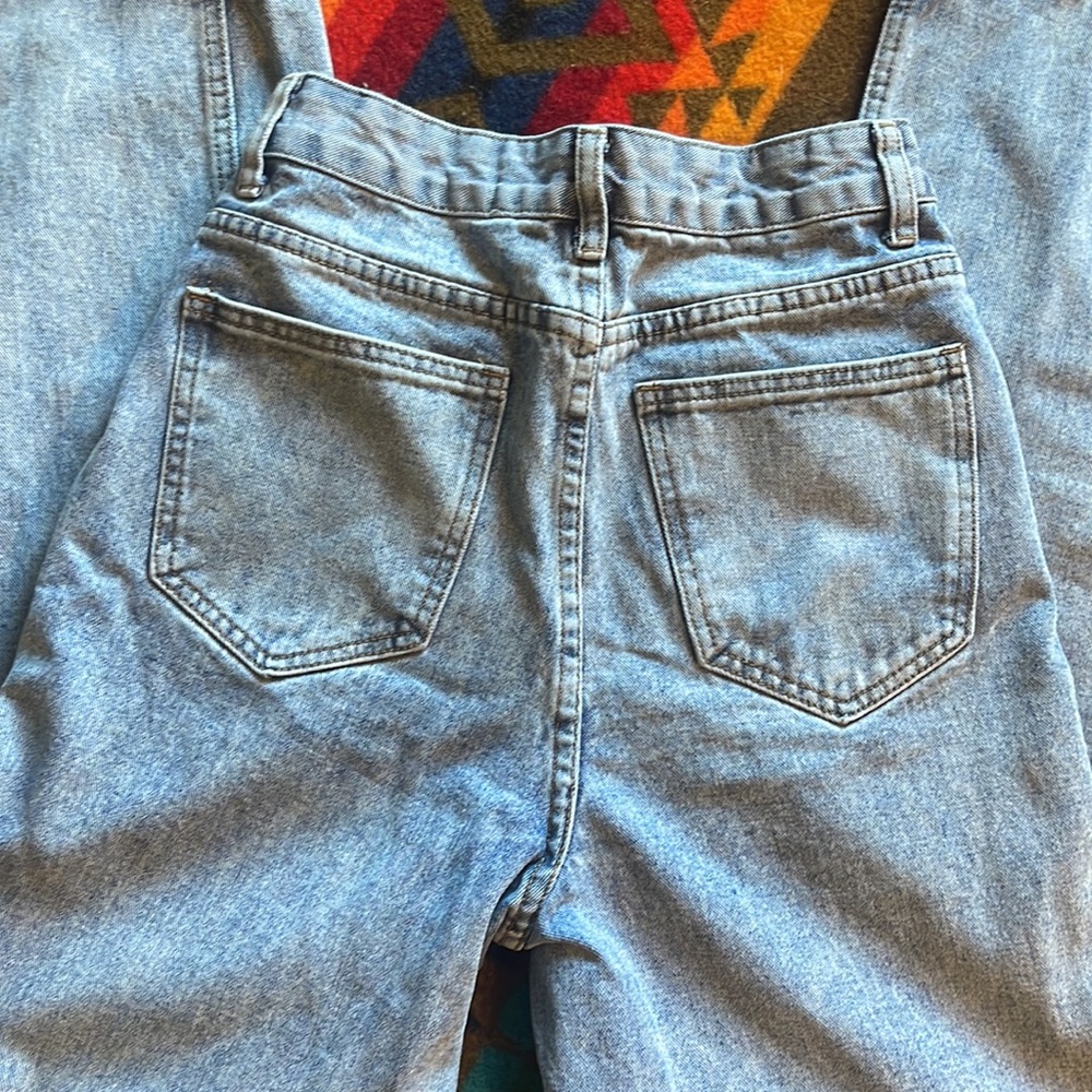 Women’s Jeans - Picture 2 of 8